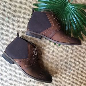 Franco Sarto Ankle Boots | Halix Lace Ups | 8.5